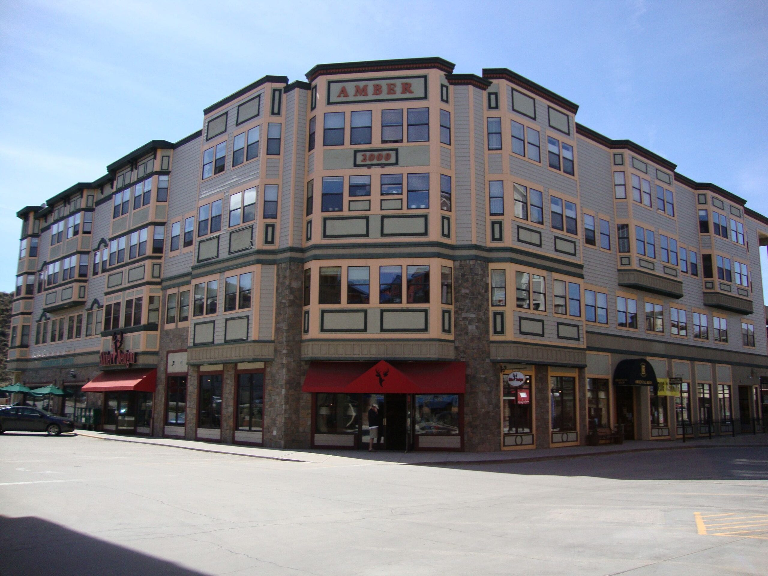 Wide angle view of the Amber Building at Riverwalk at Edwards, Colorado.