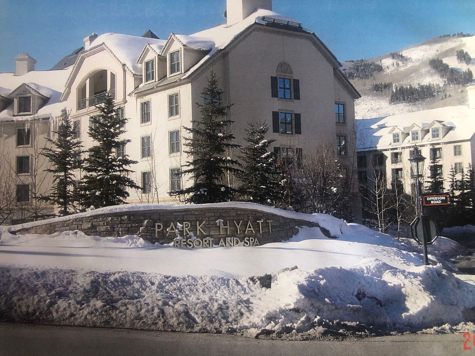 Photo of Luxury Hotel Exterior.